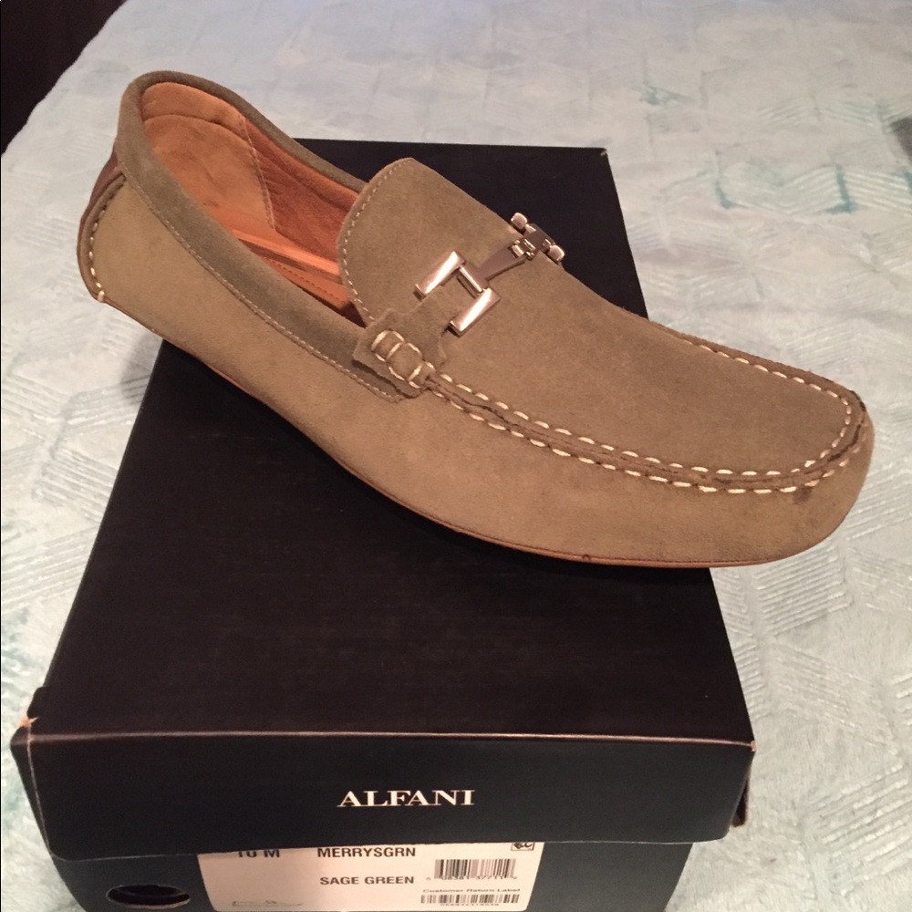 Brand new never worn still in box men’s loafers